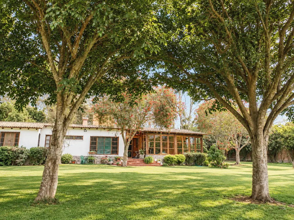 Casa de campo y jardines del Fundo Mercedes